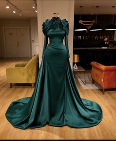 High Neck Prom Dresses, Formal Dresses Cheap, Evening Dresses Long Sleeve, High Neck Prom Dress, Green Prom, Satin Evening Dresses, Cheap Evening Dresses, Braut Make-up, Long Sleeve Prom