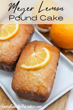 Mini lemon bread loaves topped with glaze and a lemon slice. Meyer Lemon Cake Recipes, Myer Lemon Recipes, Ritz Carlton Lemon Pound Cake, Lemon Pound Cakes, Lemon Drop Cake, Meyer Lemon Cake, Tea Foods, Moist Lemon Pound Cake, Orange Recipes Dessert