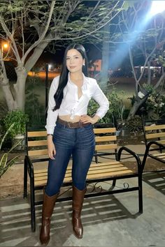 Country Fest Outfits, Cute Professional Outfits, Cowgirl Style Outfits, Latina Outfits, Fest Outfits, Western Wear Outfits, Cowboy Outfits, Professional Outfits