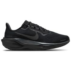 Black Nike Running Shoes, Jordan Shop, Running Silhouette, Priority List, European Shoes, Club Fits, Nike Running Shoes, Nike Air Zoom Pegasus, Casual Running Shoes