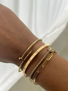 #gold #bracelet #hermes #luxury Bracelet Stack Ideas Gold, Mixed Metal Necklace Stack, 2024 Jewelry Trend, Designer Bracelet Stack, Pretty Stacks, Gold Jewellery Aesthetic, Teapot Jewelry, Gold Bracelet Stack, Jewelry To Make