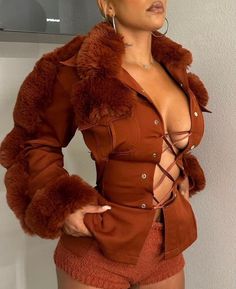 Brown Fur Coat Outfit, Brown Fur Coat, Fur Coat Outfit, Orange One Piece, Coat Outfit, Brown Fur, Lookbook Outfits, Fashion Killa