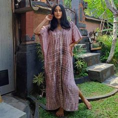 PLEATED TUCKS KAFTAN DRESS, Boho Kaftan Dress Kaftan Maxi Dress V NeckLine Resort Wear  delicate rayon. USUALLY FITS S M L XL 1X 2X POSSIBLY LARGER. * MEASUREMENTS : Bust: 66'', Hip: 66", Length : 53'', Armhole: 20'' PLS CHECK SPECS TO BE SURE IT WORKS FOR YOU. * FABRIC: RAYON TIE DYE * MADE IN: BALI, INDONESIA Casual Pink Tunic Kaftan, Pink Casual Tunic Kaftan, Pink Tunic Kaftan Casual Style, Pink Short Sleeve Kaftan, Bohemian Mauve Dress For Beach, Bohemian Mauve Beach Dress, Casual Pink Free Size Kaftan, Kaftan Dress Boho, Boho Caftan