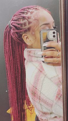 Dyed Hair With Knotless Braids, Braided Hairstyles Burgundy, Maroon Box Braids Black Women, Burgundy Knotless Box Braids With Curls, Pink Small Knotless Braids, Burgundy Small Knotless Braids, Dyed Hair With Braids, Red Small Knotless Braids