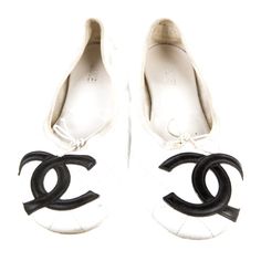 Chanel Cambon Ballet Flat. Very Rare And Vintage (2004). Highly Sought After Colors, Black On White. In Excellent Condition. Eu41 Fits Us9.5/10/10.5 Comfortably. They Are Adjustable Because Of The Tie-String. Viable Offers Only Please. Chanel Cambon, Shoes Chanel, Ballet Flat, Chanel Shoes, Very Rare, Flat Shoes Women, Ballet Flats, Loafer Flats, Ballet