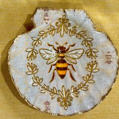 Bee Decor, Save The Bees, Jewelry Dish, Jewelry Boxes, Honey Bee, Favorite Jewelry, Honey