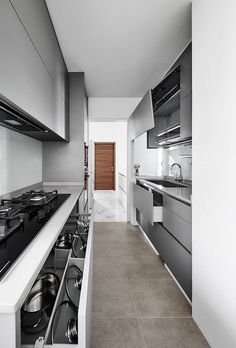 the kitchen is clean and ready to be used as an appliance for cooking