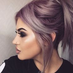 20 Belles Coiffures Faciles sur Cheveux Courts Colors Hair, Lavender Hair, Beautiful Hair Color, Hair Trend, Cool Hair Color, Color Hair, Hair Color Trends