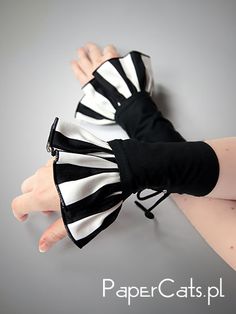 Gloves Steampunk, Black And White Gloves, Alana Blanchard, Black Gloves, White Gloves, Steampunk Fashion, Gothic Lolita