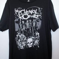 Vintage My Chemical Romance T shirt size XL Emo Shirts, Goth Rock, Grunge Shirt, Emo Outfits, Punk Outfits, My Chemical, Swaggy Outfits, Mode Inspo