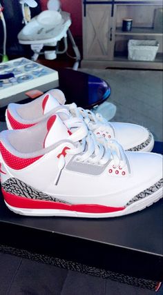 Jordan 3s Fire Red Outfit, Air Jordan 3 Fire Red Outfit, Shoes Jordan 3, Fire Shoes Sneakers, Red Shoes Jordans, Outfits With Jordan 3s Red, Red 3s Jordans Outfit, Fire Red Jordan 3 Outfit, Cute Shoes Sneakers Jordans