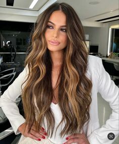 Brunette Hair With Highlights, Caramel Balayage, Velvet Teddy, Colored Curly Hair, Caramel Highlights, Celebrity Hair Stylist, Brown Blonde Hair, Hair Inspo Color, Brunette Hair