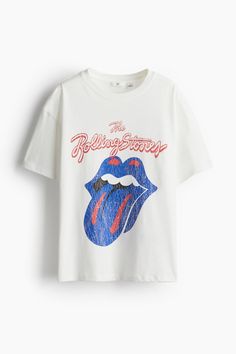 Cotton 100% Trendy Logos, Women's Graphic Tees, Anime Tshirt, Printed T Shirts, Rolling Stone, Tees For Women, Oversized T Shirt, Cute Fits, Graphic Tees Women