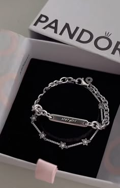 Pandora Stargirl Bracelet, Stargirl Wishlist, Pandora Necklace Aesthetic, Birthday Wishlist Aesthetic, Stargirl Bracelet, Pandora Aesthetic, Pandora Jewlery, Jewellery Wishlist, Pandora Bracelet Charms Ideas