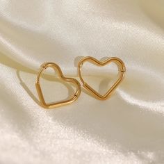 Gold heart earrings Gold Heart Earring, Dainty Hoop Earrings, Korean Jewelry, Romantic Jewellery, Heart Hoop Earrings, Heart Shaped Earrings, Steel Earrings, Wedding Jewelry Earrings, Jewelry Wholesale