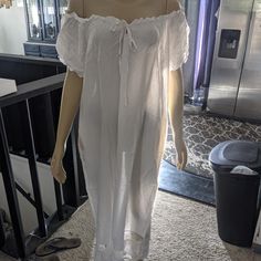 Off The Shoulder Victorian Nightgown, Very Light Weight & Comfy! Perfect Nightgown For Summer Two Piece Sleepwear, Cute Vintage Nightgowns, 50s Nightwear, Japanese Nightgown, White Sleeping Gown, Japanese Sleepwear, Tudor Nightgown, Off The Shoulder Nightgown, Grandma Nightgown