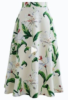 ✓✓✓Give your style a polished and refined look with this floral print skirt! Mid-weight fabric shapes this trendy skirt that has a high waist fit and A-line silhouette with blooming floral print. Hidden back zipper. Pair with a fitted knit top or stain blouse for the ultimate chic look! - Floral print - A-line design - Hidden back zip closure - Lined - 100% Polyester - Hand wash cold Size Length Waist XS cm inch .5 S cm inch fashion blouse design sewing pattern? Stain Blouse, Led Dress, Trendy Skirts, Fashion Buyer, Floral Print Skirt, Blouse Diy, Simple Shirts, Print Skirt, Blouse Pattern