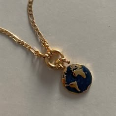 World Necklace Earth Necklace Travel Necklace World Map - Etsy Turkey Manifestation Jewelry, Earth Necklace, Globe Necklace, Necklace Travel, World Map Necklace, Streetwear Jewelry, World Necklace, Dope Jewelry Accessories, Travel Necklace