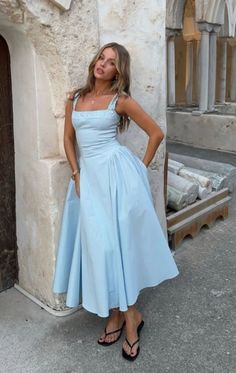 Aesthetic Long Dress, Long Dress Outfit, Josefine Vogt, Hanna Schonberg, Coastal Cowgirl Aesthetic, Ig Poses, Dress Casual Long, Sun Dress Casual, Insta Poses