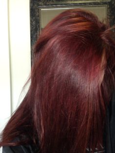 Deep Ruby Red Hair, Bright Dark Red Hair, Dark Red Hair Grunge, Red Shirt Hair, Dark Red Hairstyles, Dark Red Hair Aesthetic, Red Hair Grunge, Short Dark Red Hair, Dark Red Brown Hair