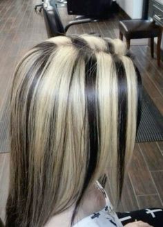 Pelo Ulzzang, Hair Claim, Chunky Blonde Highlights, Striped Hair, Hair Stripes, Skunk Hair, Blonde Highlights On Dark Hair, Short Hair Highlights, Highlights Ideas