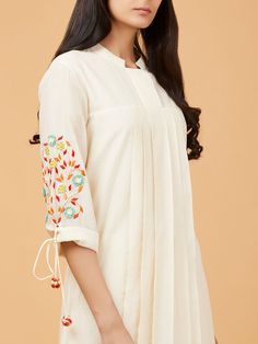 Buy Off White Hand Embroidered Chanderi Silk Kurta online at Theloom Aasteen Ke Design, Embroidery Designs For Kurtis, Designs For Kurtis, White Kurti, डिजाइनर कपड़े, Kurti Pattern, Casual Kurti, Embroidery Kurti, Kurti Sleeves