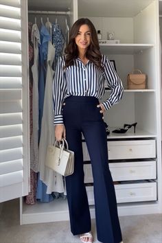 Closet Full Of Clothes, Fashionable Work Outfit, Casual Work Outfits Women