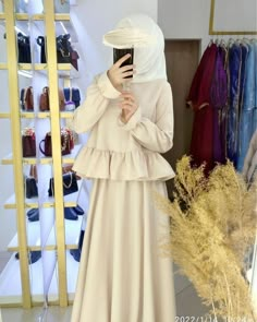 Hijab Outfit Dress, Baju Kurung Moden, Hijab Designs, Kurung Moden, Denim Jacket Fashion, Hijabi Fashion Casual, Modest Dresses Casual, Fashion Muslim