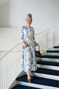 Cozy Dress Outfit, Older Fashion, Old Lady, Fashion Over 50, Estilo Boho, 50 Fashion