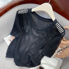 SIZE CHARTOne Size: length: 47cm, Bust: 88cm, shoulder: 35cm, sleeve: 21cm.Note:(1 inch = 2.54 cm, 1 cm = 0.39 inch) Summer Pullover, Casual Knitwear, Amazing Crochet, Cardigan Design, Korean Casual, Short Sleeve Tops, Pullover Sweater Women, Elegant Shirt, Sweater Women