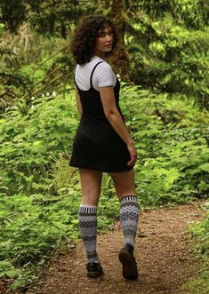 With so much allure and a touch of intrigue, our boldly monochromatic Midnight Knee Socks are sure to captivate! These socks fit all calf sizes up to 15" comfortably. Knee High Socks Outfit, Solmate Socks, High Socks Outfits, Retro Socks, Women Work Outfits, Sock Outfits, Sock Drawer, Knee Socks, Knee High Socks