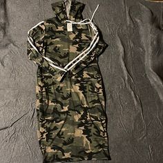 New - Hooded, Camo Dress W/ Pockets And Stripes Down Sleeves Size 12 - Machine Washable Cute, Cute, Cute! Get Ready For Spring!! Gold Sweater Dress, Denim Bodycon Dress, Peach Color Dress, Blue Jean Dress, White Sweater Dress, White Vintage Dress, Black Long Sleeve Sweater, Camo Dress, Cowl Neck Sweater Dress