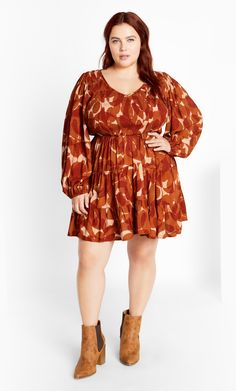 Add a whimsical design to your everyday rotation with the Jemma Mini Print Dress. Introduce a flattering fit with a shirred yoke and bodice. Along with long sleeves and a V-neckline, this dress flaunts a silhouette that accentuates your curves wherever you go. Key Features Include: - V-neckline - Shirred yoke and bodice - Long sleeves with elastic cuff - Functional side pockets - Pull over style - Mini length Wear with strappy sandals and sunglasses. | Plus Size Dress Jemma Mini Prt 26 in Amber Denim Short Dresses, Plus Size Fall, Resort Dresses, Vintage Inspiration, Whimsical Design, Overall Dress, Fit N Flare Dress, City Chic, Printed Mini Dress