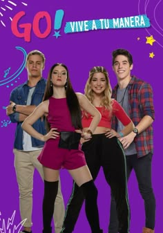 the cast of'glee at tu manaera,'appearing in an ad for their show