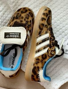 Dinner Heels, Leopard Adidas, Leopard Print Adidas, Adidas Leopard, Skincare Food, Korean Breakfast, Apple Bag, Coffee Winter, Airport Aesthetic