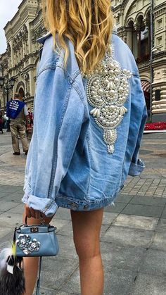 Embellished denim jacket. 00s Mode, Mode Tips, Denim Outfits, Looks Style