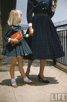 Children’s Fashions · Miss Moss Nina Leen, Children Fashion, Retro Mode, Moda Vintage, Look Vintage, 50s Fashion, 1950s Fashion, Mode Vintage, Fashion Kids