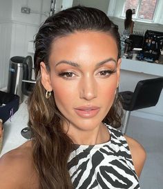 IF you want to glow and have flawless skin similar to Michelle Keegan, you’ve come to the right place. There’s no doubt that the Brassic star, 37, has the most gorgeous glowing skin – and now, luckily for you, you can too. So if you’ve been obsessed with Michelle Keegan‘s radiant complexion and her make-up […]