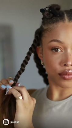 Jumbo Twists 2 Ways Crochet Jumbo Twist Hairstyles, Jumbo Twists Tutorial, Long Jumbo Twists, Short Jumbo Twists, Jumbo Twists Natural Hair, Chunky Twists Natural Hair, Jumbo Twist Braids, Large Twists, Jumbo Braids Hairstyles