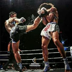 Kickboxing Reference, Kickboxing Art, 남성 근육, Sports Motivation, Boxe Thai, Trening Sztuk Walki, Boxing Ring, Boxing Match, Action Pose Reference