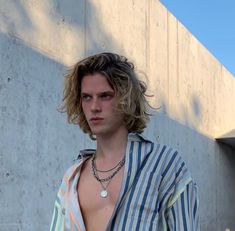 Rune Kristiansen, Enby Hair, Long Curly Hair Men, Shoulder Length Blonde, Guy Haircuts Long, Wavy Hair Men