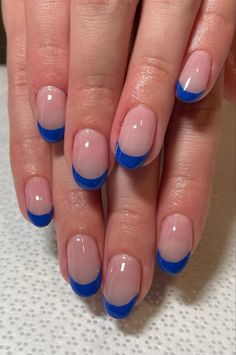 blue french tip inspo Gel Nails Dark, Nails Dark Blue, Blue French Manicure, Cobalt Blue Nails, Blue Prom Nails, Blue French Tip, French Tip Gel Nails, Gel Nails French, Royal Blue Nails