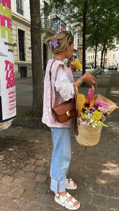 Coastal Granddaughter Aesthetic, Aesthetic Beach Girl, Granddaughter Aesthetic, Effortless Hair, Layered Outfit, Beach Girl Aesthetic, Baggy Jeans Outfit, Granola Girl Aesthetic, Quilted Patchwork