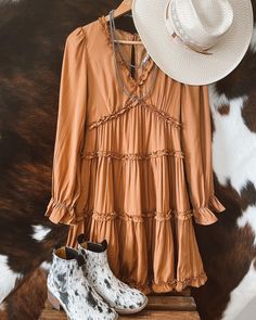 Western Dress Boutique, Southern Belle Outfit, Country Style Clothing, Goal Outfits, Country Wardrobe, Boho Closet, Cowgirl Boutique