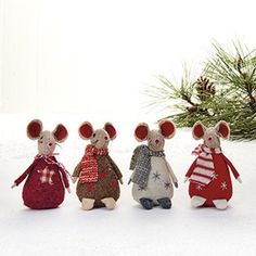 Felt Country Mice available at American Swedish Institute. Danish Christmas, Mouse Crafts, Decorated Bottle, Felt Gifts, Crochet Mouse, Stocking Ornament, Felt Mouse, Christmas Gnomes