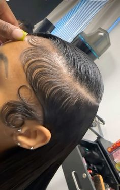 Edges On Wigs Side Part, Edges Wig Install, Side Part Fluffy Edges, Side Edges Hair, Side Part Wig Edges, Side Part Edges Wig, Brown Side Part Quick Weave, Side Part Baby Hairs, Side Part 30 Inch Wig