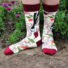 Vegetables, fruits, and herbs can be harvested throughout the summer, but the fall vegetable harvest is unique. It includes cool-weather greens, lots of roots, and beautiful winter squashes. Planting Midsummer for an Autumn Vegetable Harvest.Fall Vegetable and Fruit Socks (Adult Medium) - Sock Panda Yes, a great conversation can be had about fall vegetables while wearing these socks 85% Cotton, 10% Nylon, 5% Spandex High quality fabric that will not rip or tear - Very Comfortable. Best if washed Casual Socks As Gift For Fall, Casual Socks For Fall Gift, Casual Socks As A Gift For Fall, Casual Socks For Fall, Multicolor Cotton Socks For Fall, Fruit Socks, Panda Socks, Vegetable Harvest, Vegetable And Fruit