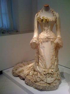 Uploaded by Gaia Catalano ; Opens a new tab From Anna Karenina (1997) Wedding Bustle, Fairy Godmother Costume, Bustle Dresses, Antique Wedding Dresses, Victorian Ball, Victorian Era Dresses, Ball Gown Prom Dresses, Gown Prom Dresses