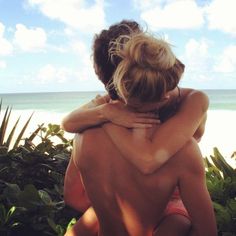 happy The Embrace, Beach Bum, All You Need Is Love, Love Is In The Air, Hopeless Romantic, Two People, Summer Of Love, Love Love Love, Love Couple