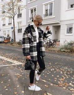 Winter Outfits 2020, Checkered Coat, Mode Prints, Winter Outfits Cold, Jordan Outfits, Neue Outfits, Trendy Fall Outfits, Trendy Fall